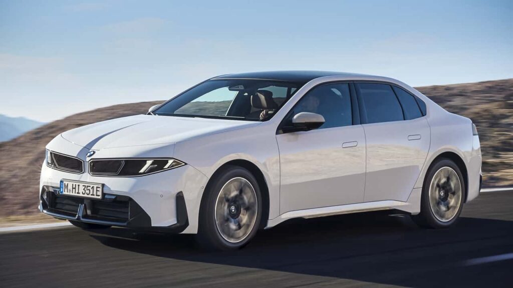 BMW i3 percorre 1.213 km com uma carga em teste na China